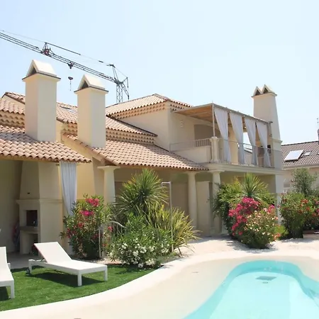 Agapantus Apartment *